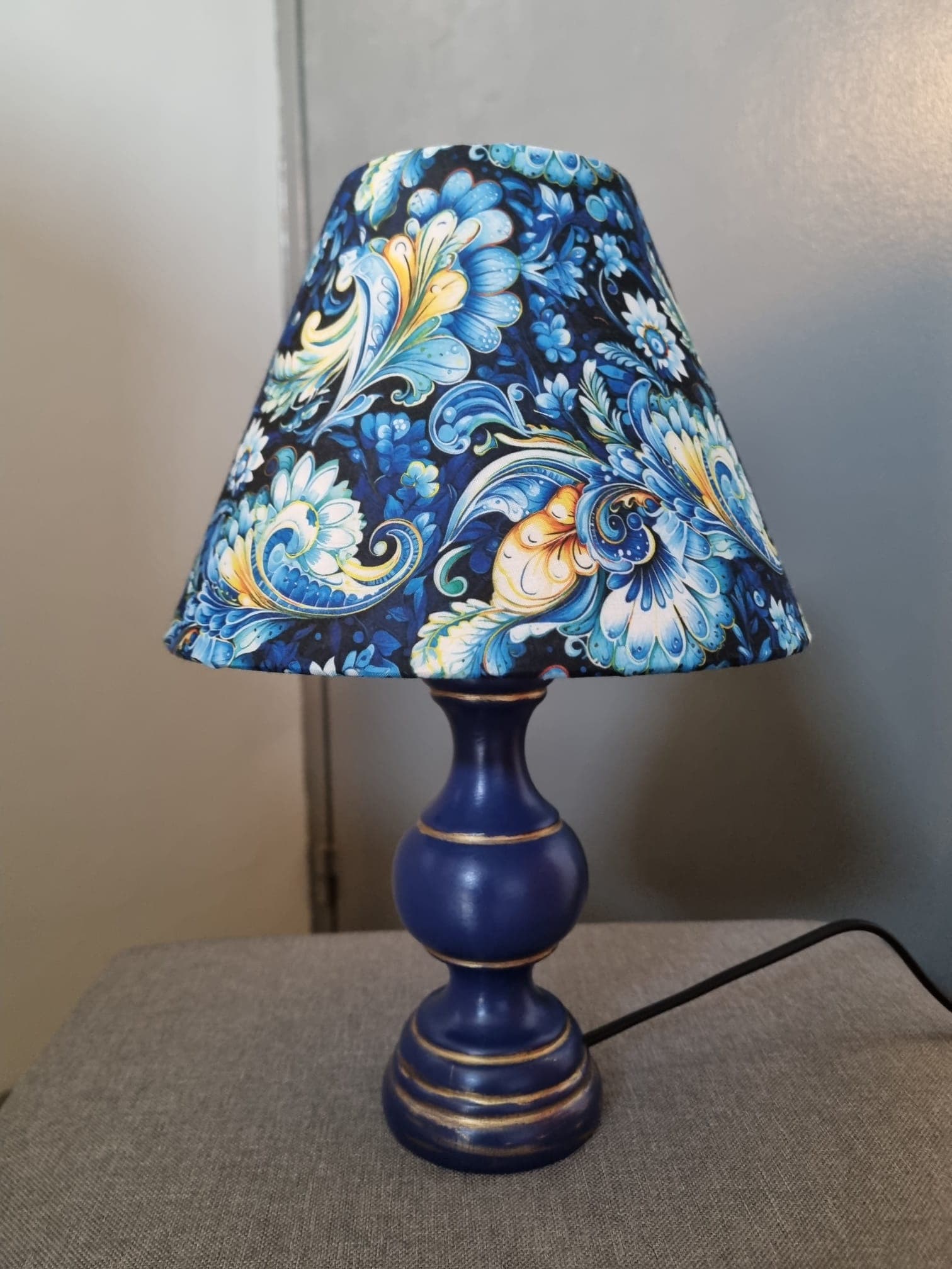Lampe à poser nommée "Elisabeth" - Disponible à la vente - Vue Face Avant - Après rénovation